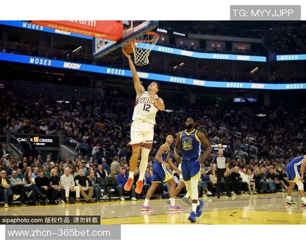 文班亚马全场表现抢眼尽管球队失利依然砍下32分7篮板5盖帽精彩表现令人赞叹 文班亚马全场表现抢眼尽管球队失利依然砍下32分7篮板5盖帽精彩表现令人赞叹