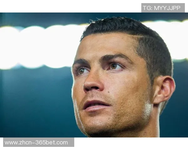 C罗热爱环足奖典礼渴望更多奖杯与千球里程碑