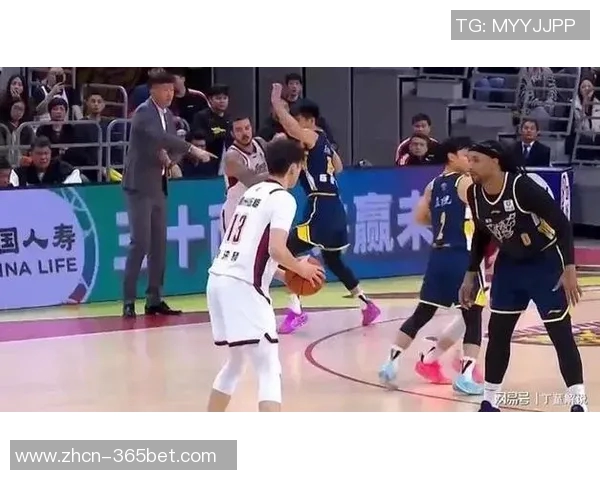 约克神奇表现让广东防守无奈陈家政尽职尽责难阻对手进攻