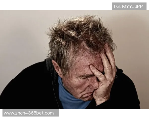 克莱坚韧不拔面对挑战身体疲惫却坚定展现职业精神